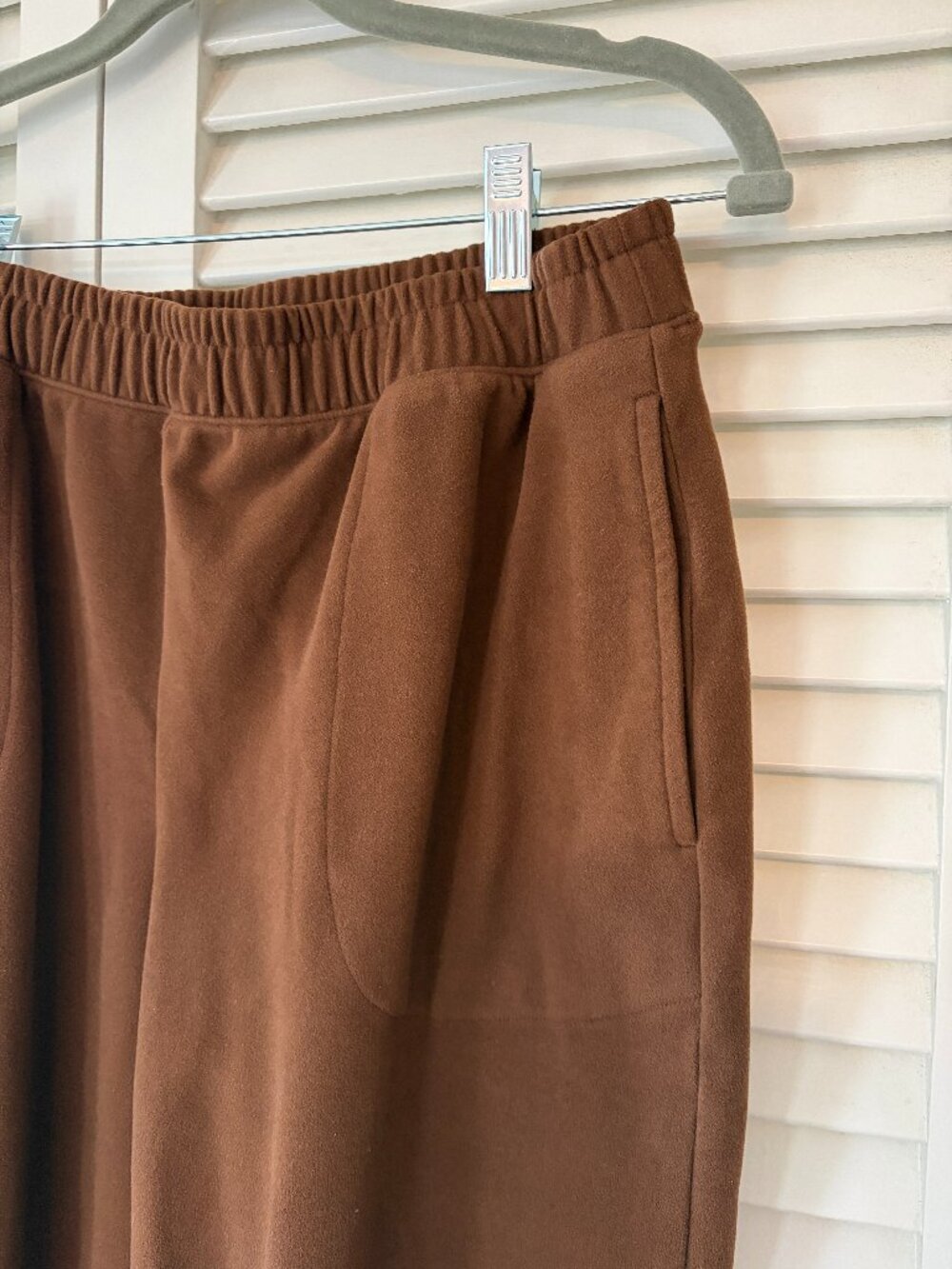 Varley women's sweatpants medium brown comfy fleece elastic waist pockets - Picture 3 of 7